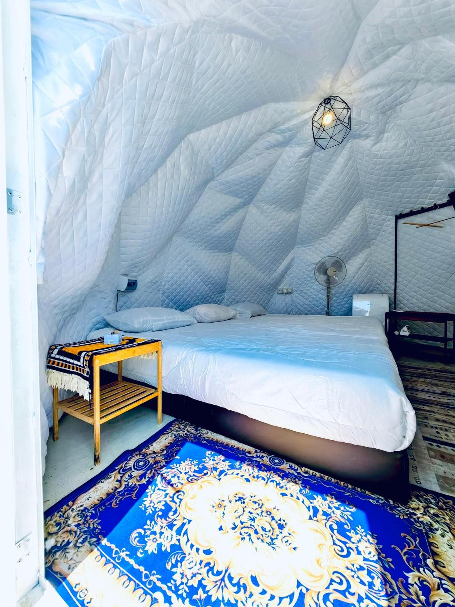 Hotel Gunung Medan Glamping & Cafe Kangar Esterno foto