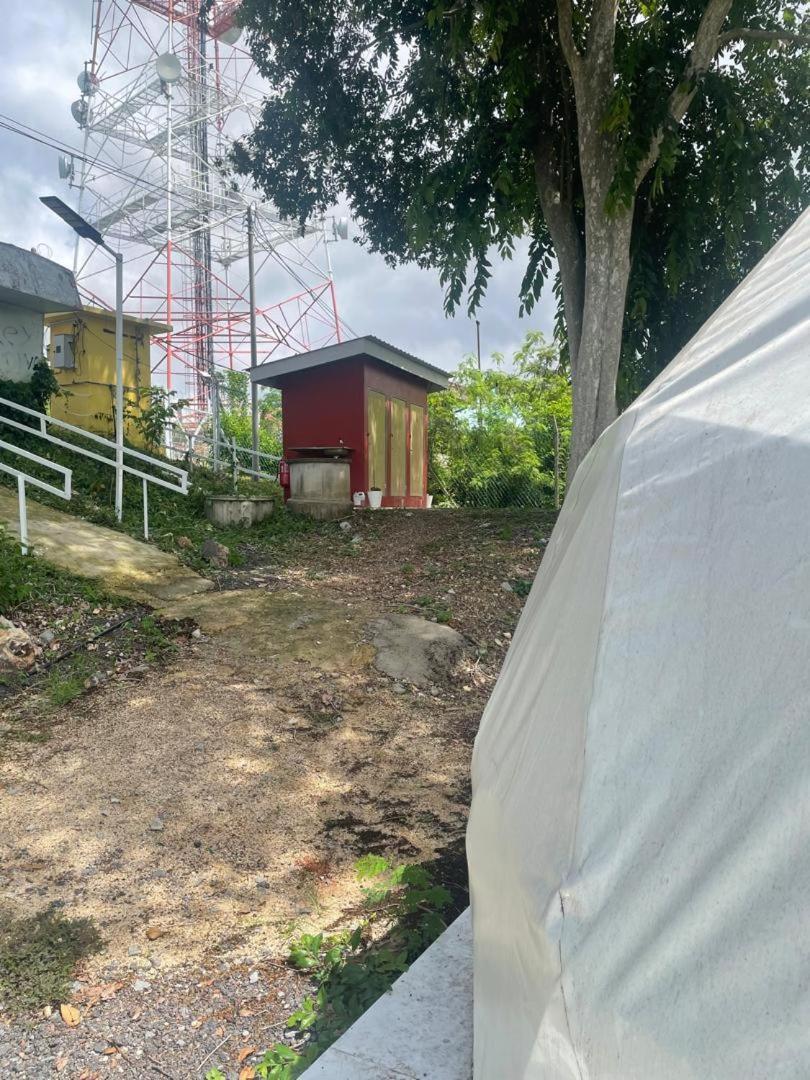 Hotel Gunung Medan Glamping & Cafe Kangar Esterno foto