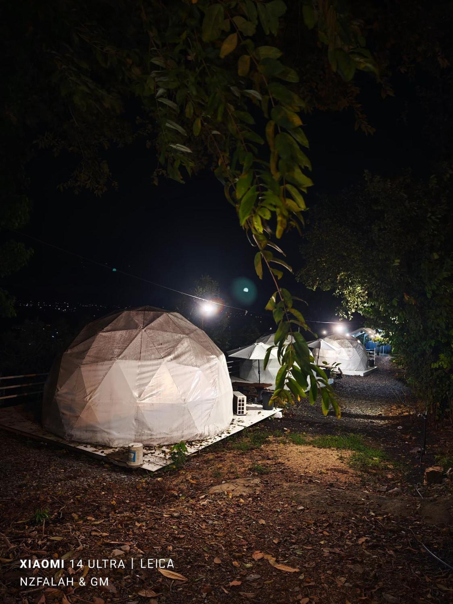 Hotel Gunung Medan Glamping & Cafe Kangar Esterno foto