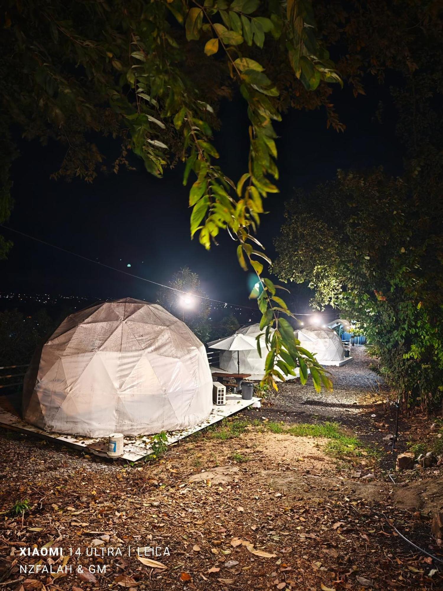 Hotel Gunung Medan Glamping & Cafe Kangar Esterno foto